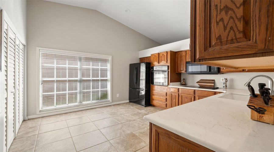Tampa, Florida 33647, 3 Bedroom Bedrooms, ,2 Bathroombathrooms,Residential,For Sale,Willow Cove,0,Mfrtb8499660