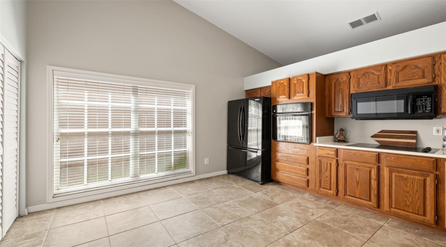 Tampa, Florida 33647, 3 Bedroom Bedrooms, ,2 Bathroombathrooms,Residential,For Sale,Willow Cove,0,Mfrtb8499660