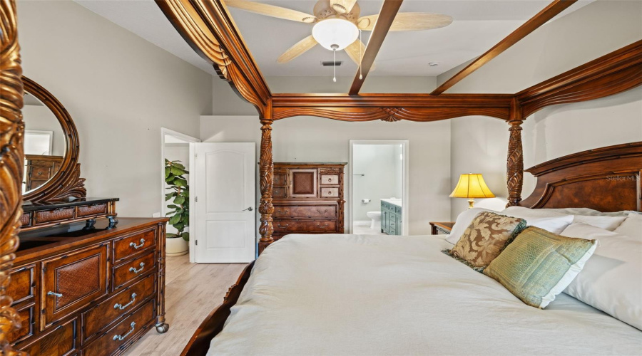 Tampa, Florida 33647, 3 Bedroom Bedrooms, ,2 Bathroombathrooms,Residential,For Sale,Willow Cove,0,Mfrtb8499660