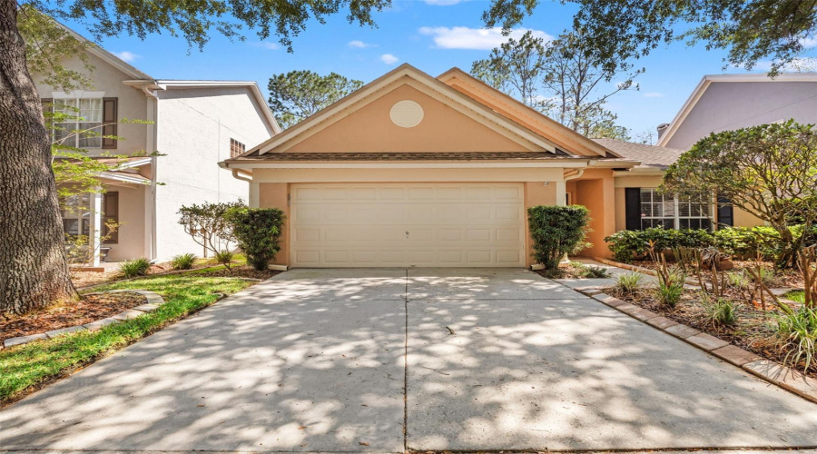 Tampa, Florida 33647, 3 Bedroom Bedrooms, ,2 Bathroombathrooms,Residential,For Sale,Willow Cove,0,Mfrtb8499660