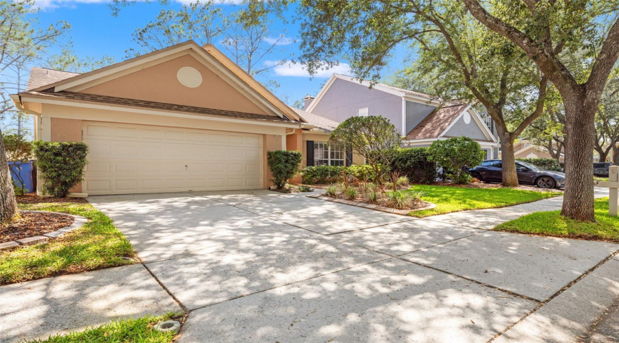 Tampa, Florida 33647, 3 Bedroom Bedrooms, ,2 Bathroombathrooms,Residential,For Sale,Willow Cove,0,Mfrtb8499660