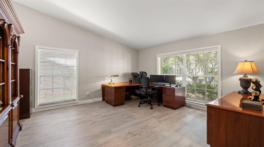 Tampa, Florida 33647, 3 Bedroom Bedrooms, ,2 Bathroombathrooms,Residential,For Sale,Willow Cove,0,Mfrtb8499660