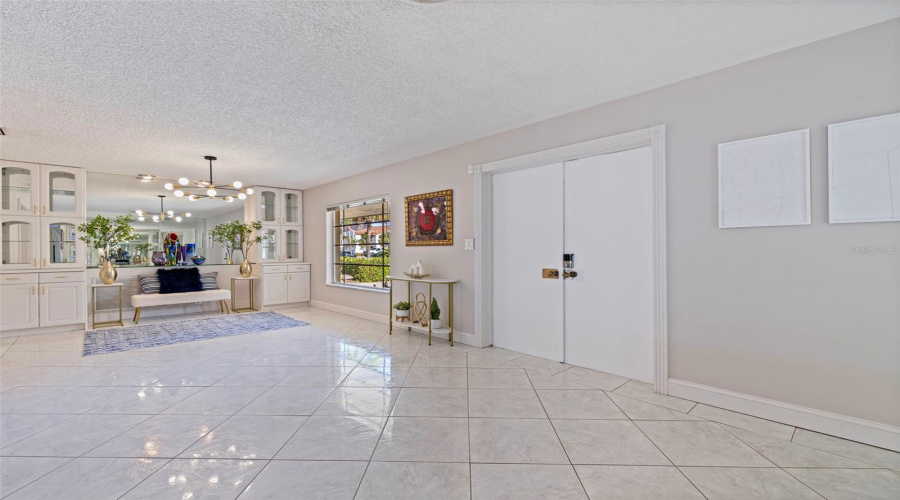 Tierra Verde, Florida 33715, 3 Bedroom Bedrooms, ,2 Bathroombathrooms,Residential,For Sale,1St,0,Mfrtb8480541