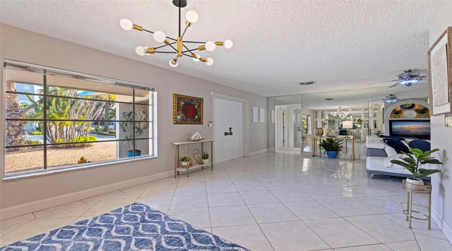 Tierra Verde, Florida 33715, 3 Bedroom Bedrooms, ,2 Bathroombathrooms,Residential,For Sale,1St,0,Mfrtb8480541