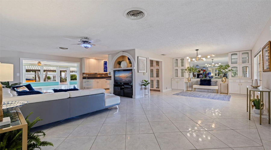 Tierra Verde, Florida 33715, 3 Bedroom Bedrooms, ,2 Bathroombathrooms,Residential,For Sale,1St,0,Mfrtb8480541