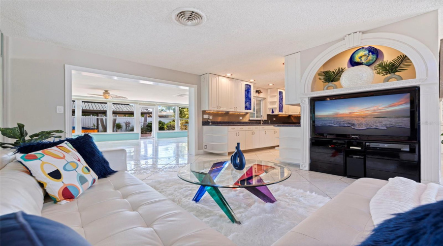Tierra Verde, Florida 33715, 3 Bedroom Bedrooms, ,2 Bathroombathrooms,Residential,For Sale,1St,0,Mfrtb8480541