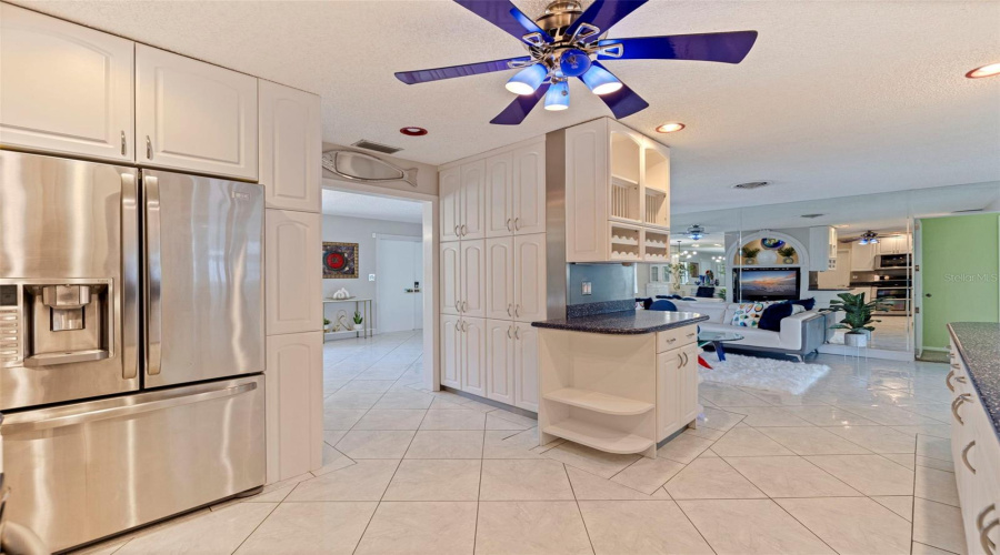 Tierra Verde, Florida 33715, 3 Bedroom Bedrooms, ,2 Bathroombathrooms,Residential,For Sale,1St,0,Mfrtb8480541