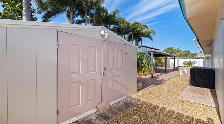 Tierra Verde, Florida 33715, 3 Bedroom Bedrooms, ,2 Bathroombathrooms,Residential,For Sale,1St,0,Mfrtb8480541