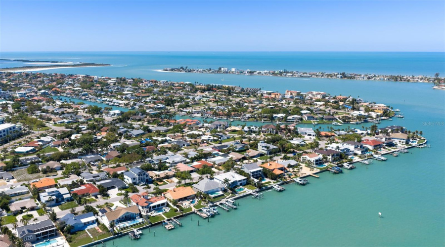 Tierra Verde, Florida 33715, 3 Bedroom Bedrooms, ,2 Bathroombathrooms,Residential,For Sale,1St,0,Mfrtb8480541