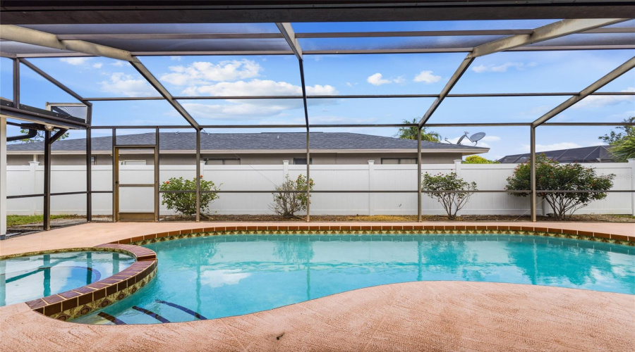 Sarasota, Florida 34241, 3 Bedroom Bedrooms, ,2 Bathroombathrooms,Residential,For Sale,Jarvis,0,Mfra4699814