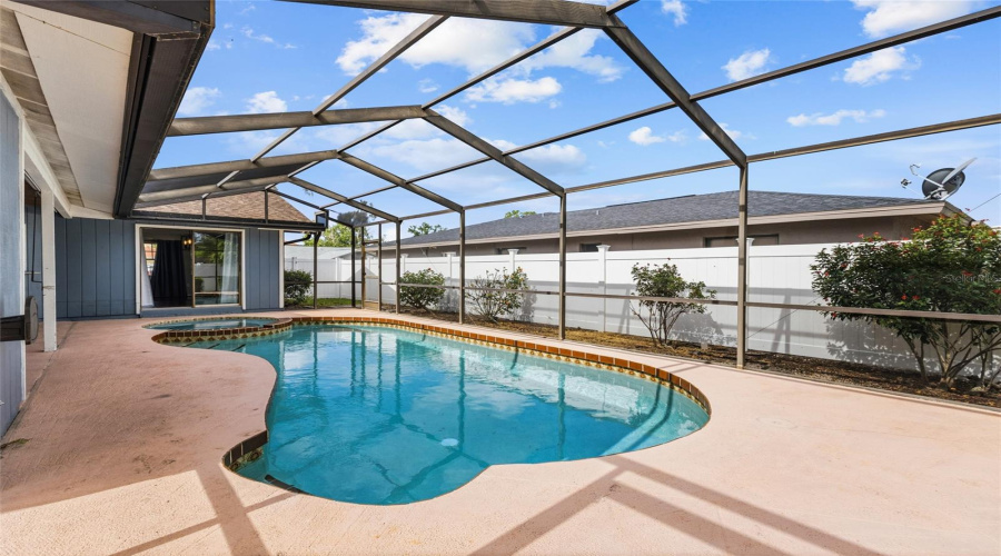 Sarasota, Florida 34241, 3 Bedroom Bedrooms, ,2 Bathroombathrooms,Residential,For Sale,Jarvis,0,Mfra4699814