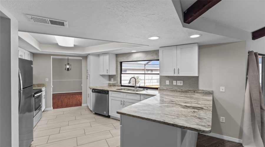 Sarasota, Florida 34241, 3 Bedroom Bedrooms, ,2 Bathroombathrooms,Residential,For Sale,Jarvis,0,Mfra4699814