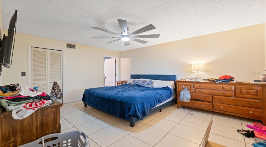 Land O Lakes, Florida 34639, 4 Bedroom Bedrooms, ,2 Bathroombathrooms,Residential,For Sale,Twin,0,Mfrw7880273