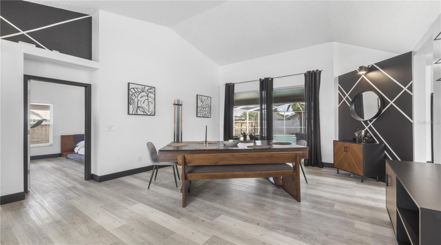 Tampa, Florida 33626, 3 Bedroom Bedrooms, ,2 Bathroombathrooms,Residential,For Sale,Pontiac,0,Mfrtb8541741