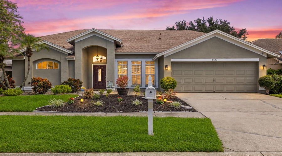 Tampa, Florida 33626, 3 Bedroom Bedrooms, ,2 Bathroombathrooms,Residential,For Sale,Pontiac,0,Mfrtb8541741