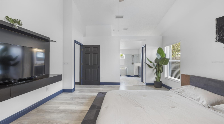 Tampa, Florida 33626, 3 Bedroom Bedrooms, ,2 Bathroombathrooms,Residential,For Sale,Pontiac,0,Mfrtb8541741
