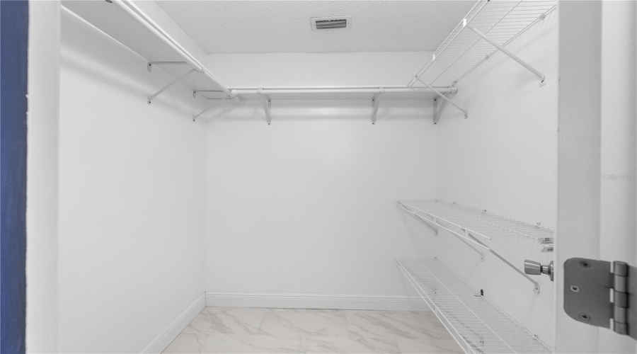 Tampa, Florida 33626, 3 Bedroom Bedrooms, ,2 Bathroombathrooms,Residential,For Sale,Pontiac,0,Mfrtb8541741