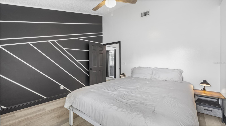 Tampa, Florida 33626, 3 Bedroom Bedrooms, ,2 Bathroombathrooms,Residential,For Sale,Pontiac,0,Mfrtb8541741
