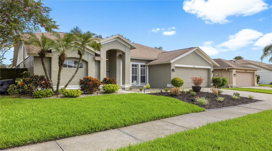 Tampa, Florida 33626, 3 Bedroom Bedrooms, ,2 Bathroombathrooms,Residential,For Sale,Pontiac,0,Mfrtb8541741