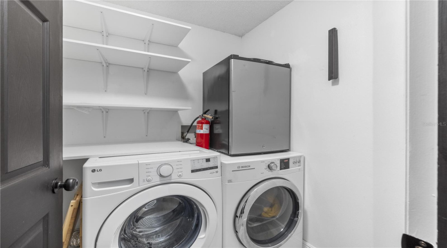 Tampa, Florida 33626, 3 Bedroom Bedrooms, ,2 Bathroombathrooms,Residential,For Sale,Pontiac,0,Mfrtb8541741