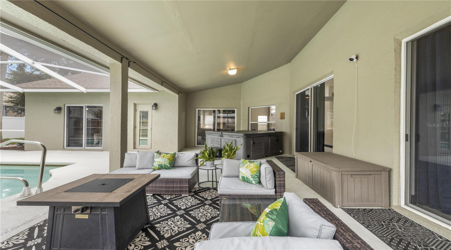 Tampa, Florida 33626, 3 Bedroom Bedrooms, ,2 Bathroombathrooms,Residential,For Sale,Pontiac,0,Mfrtb8541741