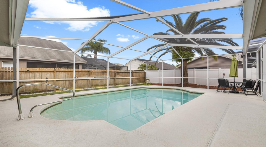 Tampa, Florida 33626, 3 Bedroom Bedrooms, ,2 Bathroombathrooms,Residential,For Sale,Pontiac,0,Mfrtb8541741