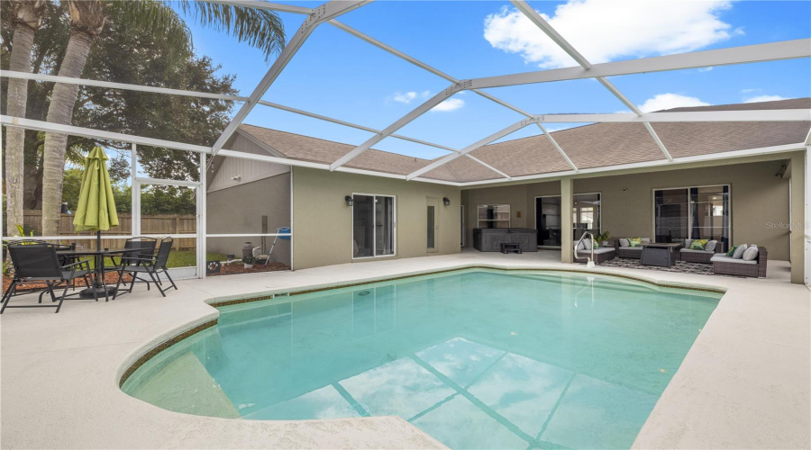 Tampa, Florida 33626, 3 Bedroom Bedrooms, ,2 Bathroombathrooms,Residential,For Sale,Pontiac,0,Mfrtb8541741