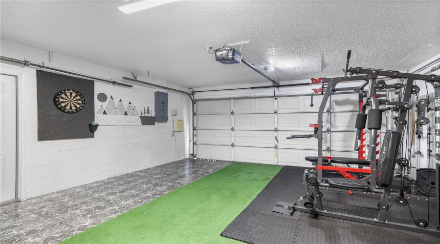 Tampa, Florida 33626, 3 Bedroom Bedrooms, ,2 Bathroombathrooms,Residential,For Sale,Pontiac,0,Mfrtb8541741