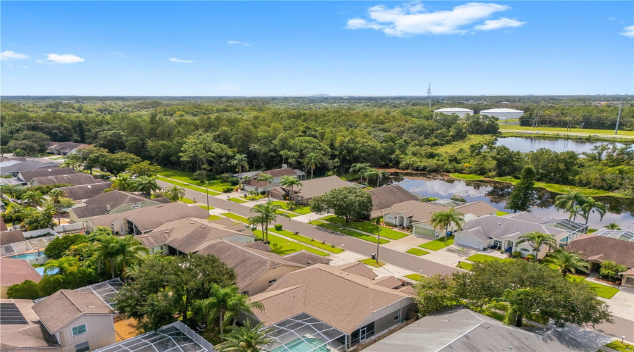 Tampa, Florida 33626, 3 Bedroom Bedrooms, ,2 Bathroombathrooms,Residential,For Sale,Pontiac,0,Mfrtb8541741