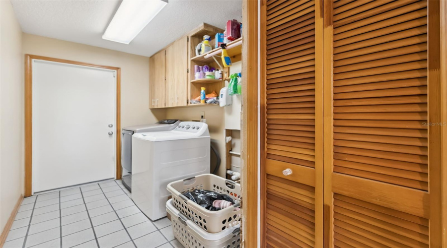 Lakeland, Florida 33811, 3 Bedroom Bedrooms, ,2 Bathroombathrooms,Residential,For Sale,Twelve Point,0,Mfrg5112977