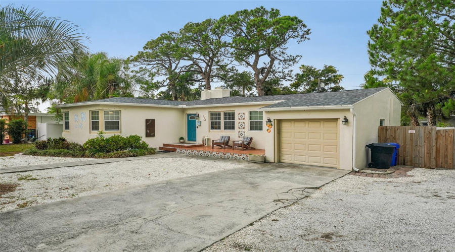 Dunedin, Florida 34698, 3 Bedroom Bedrooms, ,1 Bathroombathrooms,Residential,For Sale,Bayshore,0,Mfrtb8538257
