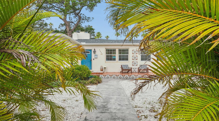 Dunedin, Florida 34698, 3 Bedroom Bedrooms, ,1 Bathroombathrooms,Residential,For Sale,Bayshore,0,Mfrtb8538257