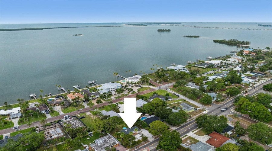 Dunedin, Florida 34698, 3 Bedroom Bedrooms, ,1 Bathroombathrooms,Residential,For Sale,Bayshore,0,Mfrtb8538257