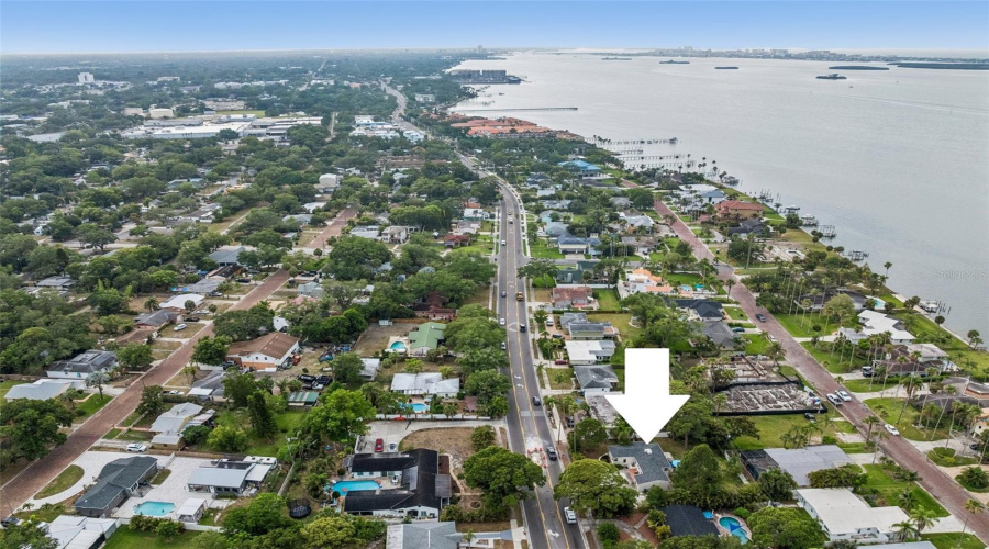 Dunedin, Florida 34698, 3 Bedroom Bedrooms, ,1 Bathroombathrooms,Residential,For Sale,Bayshore,0,Mfrtb8538257
