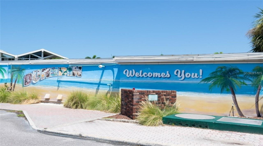 Dunedin, Florida 34698, 3 Bedroom Bedrooms, ,1 Bathroombathrooms,Residential,For Sale,Bayshore,0,Mfrtb8538257