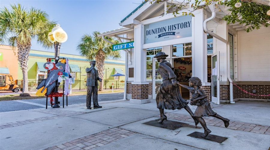 Dunedin, Florida 34698, 3 Bedroom Bedrooms, ,1 Bathroombathrooms,Residential,For Sale,Bayshore,0,Mfrtb8538257