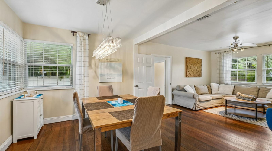 Dunedin, Florida 34698, 3 Bedroom Bedrooms, ,1 Bathroombathrooms,Residential,For Sale,Bayshore,0,Mfrtb8538257