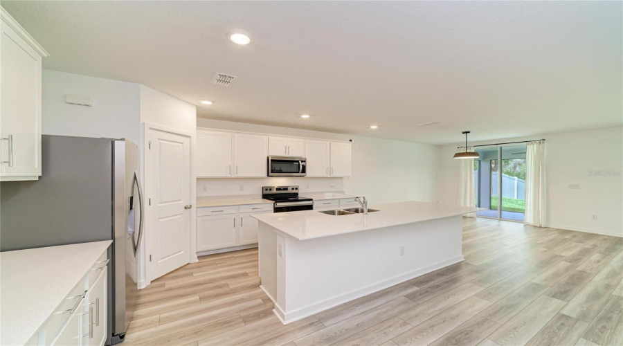 Parrish, Florida 34219, 4 Bedroom Bedrooms, ,2 Bathroombathrooms,Residential,For Sale,Blue Reflection,0,Mfra4701559