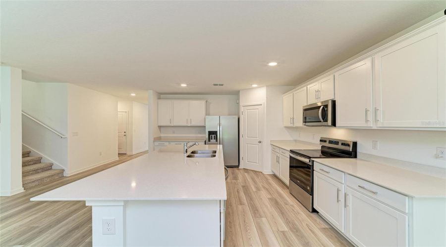 Parrish, Florida 34219, 4 Bedroom Bedrooms, ,2 Bathroombathrooms,Residential,For Sale,Blue Reflection,0,Mfra4701559