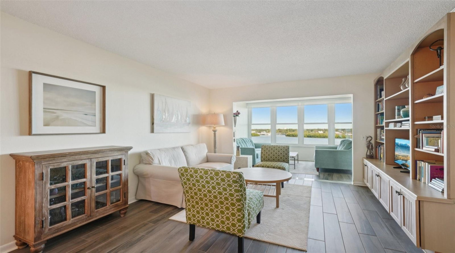 South Pasadena, Florida 33707, 2 Bedroom Bedrooms, ,1 Bathroombathrooms,Residential,For Sale,Shore,0,Mfrtb8515080