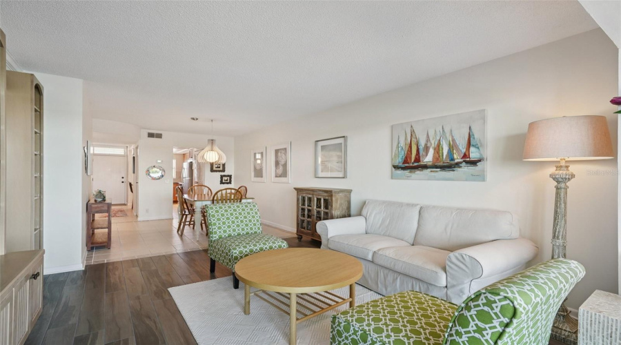 South Pasadena, Florida 33707, 2 Bedroom Bedrooms, ,1 Bathroombathrooms,Residential,For Sale,Shore,0,Mfrtb8515080
