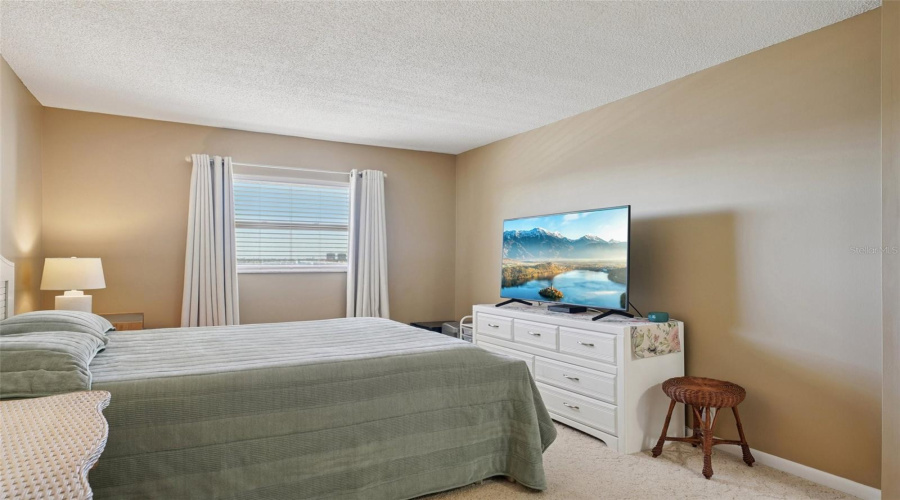 South Pasadena, Florida 33707, 2 Bedroom Bedrooms, ,1 Bathroombathrooms,Residential,For Sale,Shore,0,Mfrtb8515080