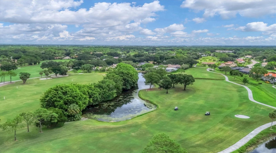 Sarasota, Florida 34235, 2 Bedroom Bedrooms, ,2 Bathroombathrooms,Residential,For Sale,Lake Village,0,Mfra4703859