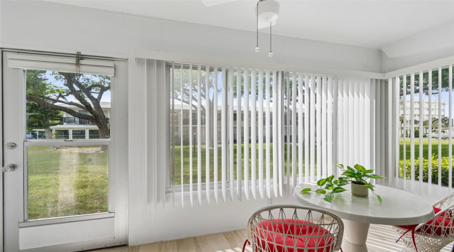 Belleair Bluffs, Florida 33770, 2 Bedroom Bedrooms, ,1 Bathroombathrooms,Residential,For Sale,Bay,0,Mfrtb8495009