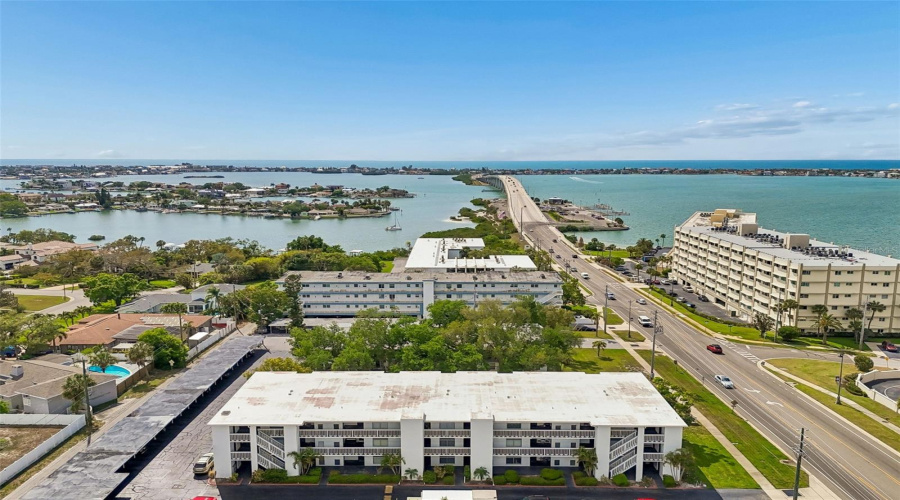 Belleair Bluffs, Florida 33770, 2 Bedroom Bedrooms, ,1 Bathroombathrooms,Residential,For Sale,Bay,0,Mfrtb8495009