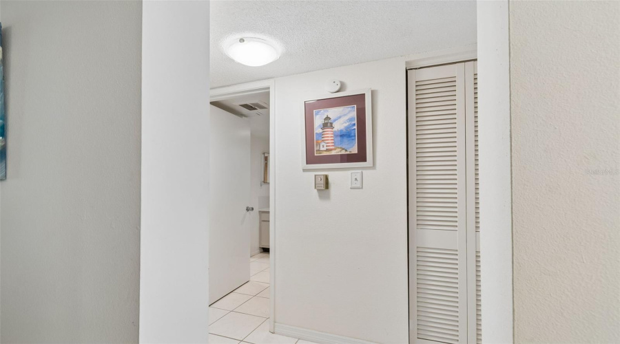 Belleair Bluffs, Florida 33770, 2 Bedroom Bedrooms, ,1 Bathroombathrooms,Residential,For Sale,Bay,0,Mfrtb8495009