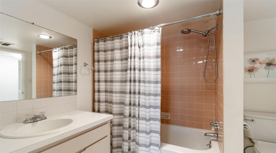 Belleair Bluffs, Florida 33770, 2 Bedroom Bedrooms, ,1 Bathroombathrooms,Residential,For Sale,Bay,0,Mfrtb8495009