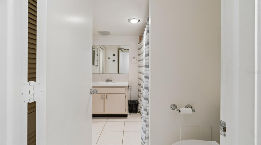 Belleair Bluffs, Florida 33770, 2 Bedroom Bedrooms, ,1 Bathroombathrooms,Residential,For Sale,Bay,0,Mfrtb8495009