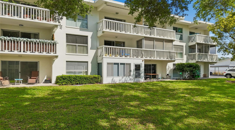 Belleair Bluffs, Florida 33770, 2 Bedroom Bedrooms, ,1 Bathroombathrooms,Residential,For Sale,Bay,0,Mfrtb8495009