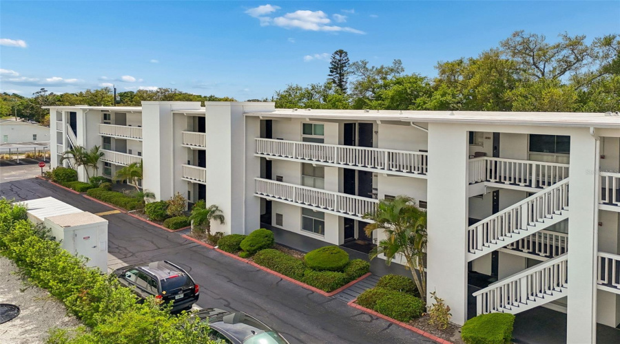 Belleair Bluffs, Florida 33770, 2 Bedroom Bedrooms, ,1 Bathroombathrooms,Residential,For Sale,Bay,0,Mfrtb8495009